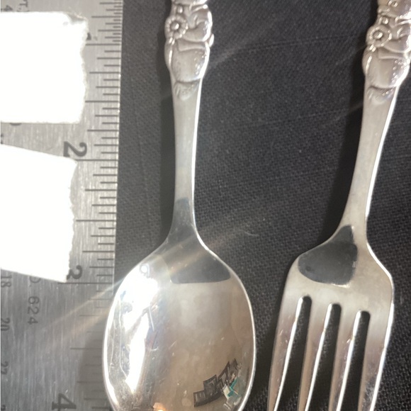 Oneida Community Stainless Peter Rabbit Baby  Spoon and Fork Set vintage - Picture 6 of 7